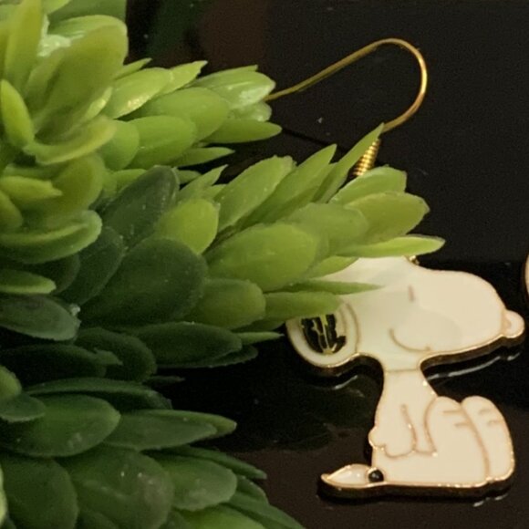 Snoopy Earrings, Snoopy Charm, Peanuts Earrings, Gift Idea, Snoopy Pendant - Picture 1 of 6